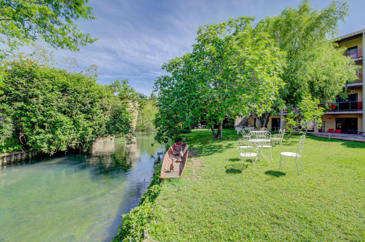 Hotel Les Nevons L'Isle-sur-la-Sorgue Exterior photo